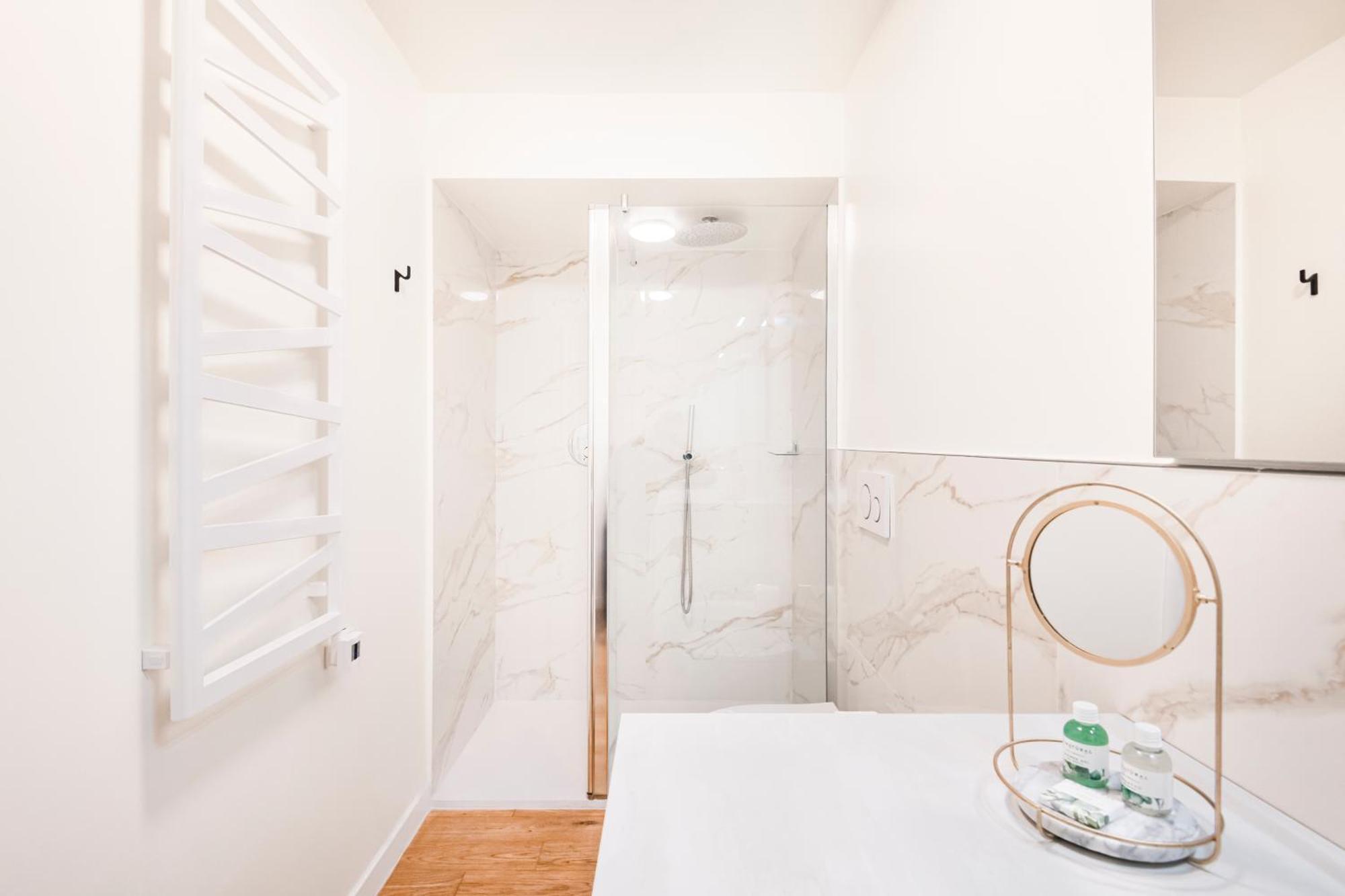 Apartamento Easylife - Design And Relax In The Heart Of Milán Exterior foto